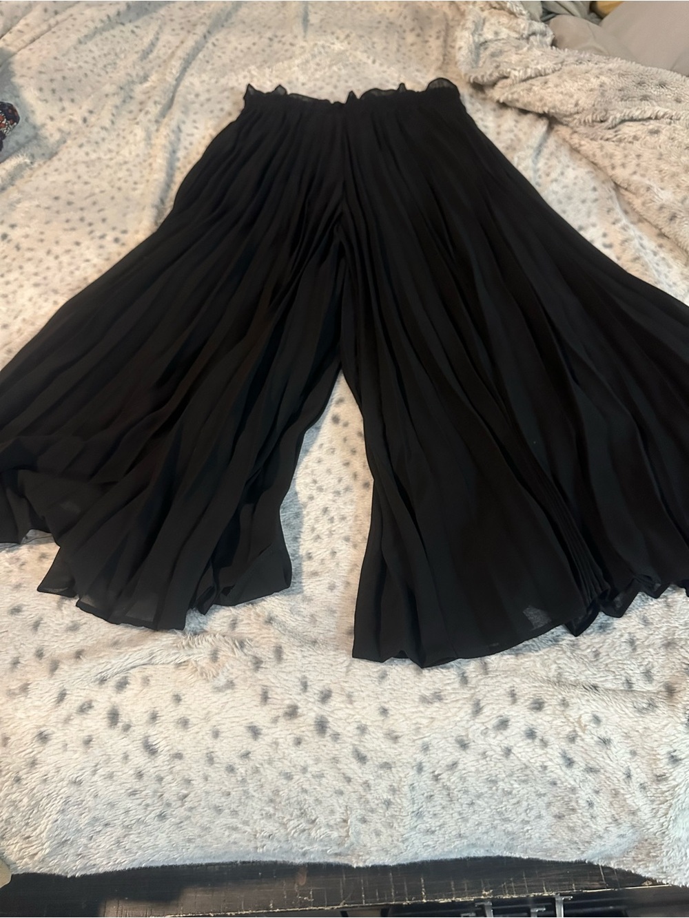 DO+BE Black Pleated Wide-Leg Palazzo Trousers